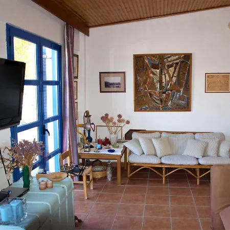 Apartment 2 Bedrooms Appartement At Otzias 600 M Away From The Beach With Sea View Enclosed Garden And Wifi *