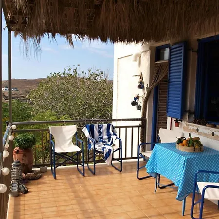 2 Bedrooms Appartement At Otzias 600 M Away From The Beach With Sea View Enclosed Garden And Wifi Apartment *