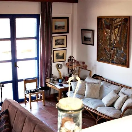 2 Bedrooms Appartement At Otzias 600 M Away From The Beach With Sea View Enclosed Garden And Wifi *