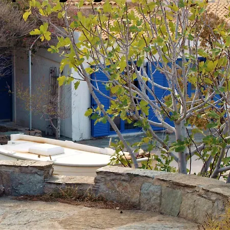 2 Bedrooms Appartement At Otzias 600 M Away From The Beach With Sea View Enclosed Garden And Wifi Apartment Otzias