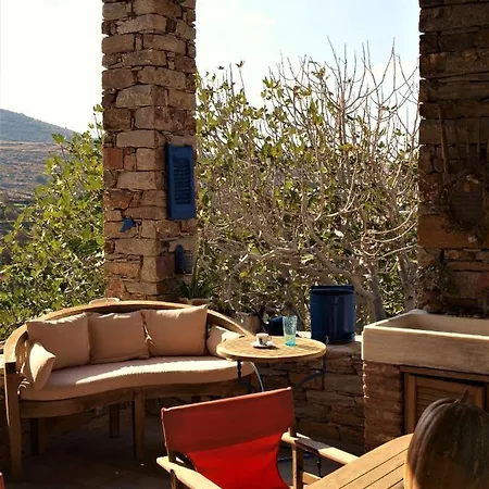 2 Bedrooms Appartement At Otzias 600 M Away From The Beach With Sea View Enclosed Garden And Wifi Διαμέρισμα *