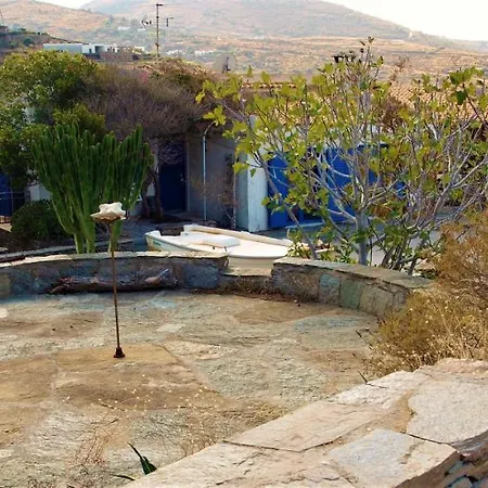 2 Bedrooms Appartement At Otzias 600 M Away From The Beach With Sea View Enclosed Garden And Wifi *